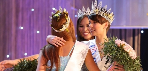 Sledovanost přímého přenosu České Miss 2013 oproti loňskému roku klesla.