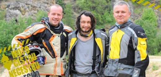 Liška, Blažek a Kulhánek absolvovali náročnou cestu na motorkách.