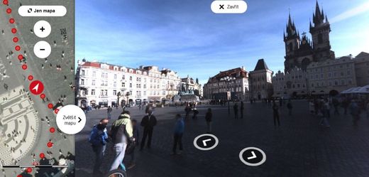 Takhle vidí Staroměstské náměstí funkce Panorama.