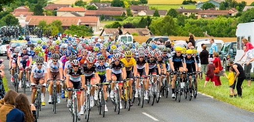 Tour de France se pořádá již od roku 1903. ČT na ní letos bude mít poprvé vlastní štáb.