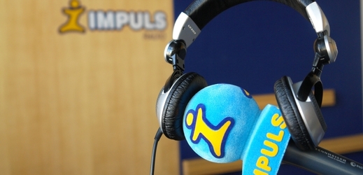 Nejposlouchanější rozhlasovou stanicí v Česku je Rádio Impuls. 