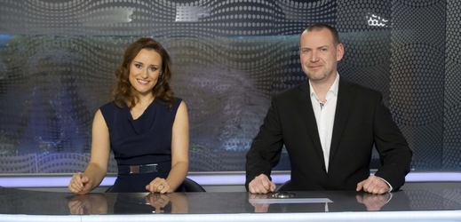 Nová moderátorská dvojice Televize Barrandov - Petra Květová Pšeničná a René Hnilička. 