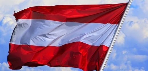 Rakouská vlajka.