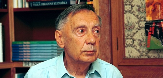 Spisovatel Radoslav Nenadál.