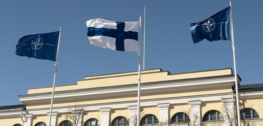 Finsko se rozhodlo ke vstupu do NATO po ruském vpádu na Ukrajinu 